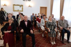 Jubilaci słuchaja podziękowań burmistrza