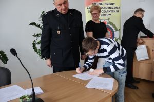 Uczeń kwituje odbiór nagrody