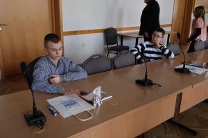 Uczestnicy konkursu oczekują na jego rozpoczęcie