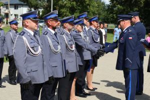 Wręcznie awansów (2)