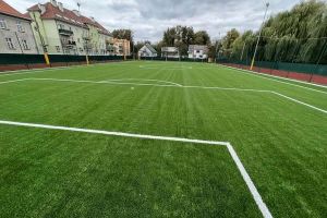 widok boiska po modernzacji (3)