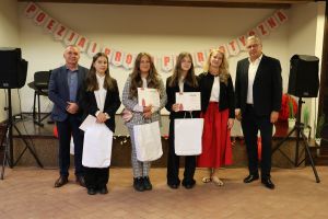 Laureatki konkursu w kategorii klas 4-6