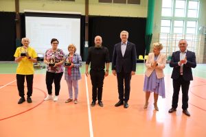 Laureaci pozują do zdjęcia (2)