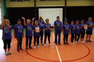 Laureaci pozują do zdjęcia (3)