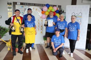 Laureaci pozują do zdjęcia (5)