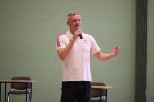 Poseł otwiera senioradę
