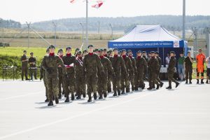 Żołnierze maszerują (2)
