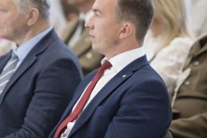 Zaproszeni goście słuchają wystąpienia (3)