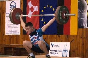 Sztangista podczas swojej próby (2)