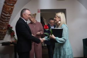 Burmistrz Nidzicy składa życzenia pani Sołtys (3)