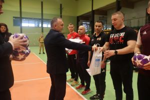 Burmistrz Nidzicy wręcza nagrody