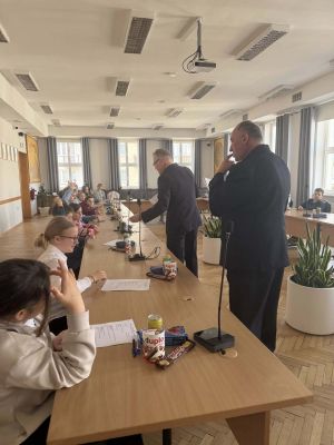 Organizator konkursu zozdaje testy